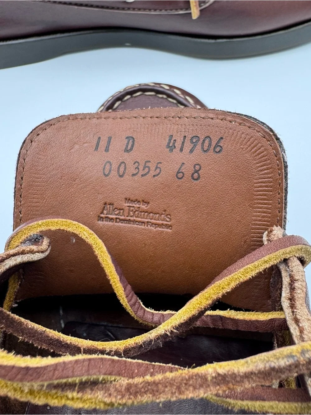Allen Edmonds Center Fielder Brown Leather Moccasin Boat Shoes Men's Size 11 D